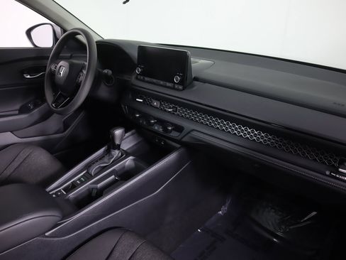 Used 2024 Honda Accord EX image 28