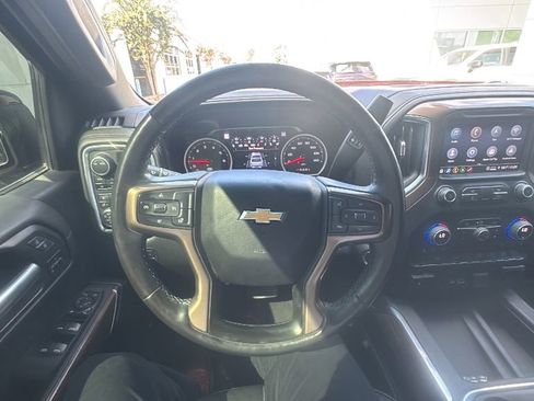 Used 2022 Chevrolet Silverado 1500 High Country image 8