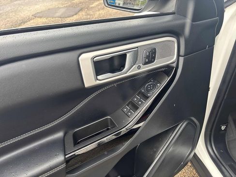 Used 2022 Ford Explorer ST w/ Equipment Group 401A AWD/4WD image 10