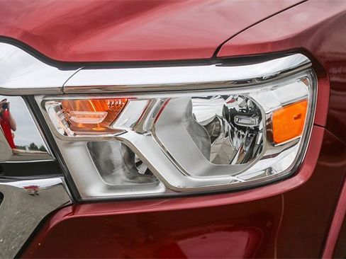 Used 2022 RAM 1500 Laramie image 8