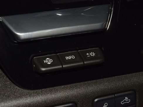 Used 2024 Chevrolet Silverado 1500 High Country w/ High Country Premium Package AWD/4WD image 41