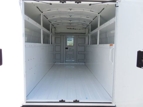 Used 2025 Chevrolet Express 3500 w/ Power Convenience Package RWD image 6