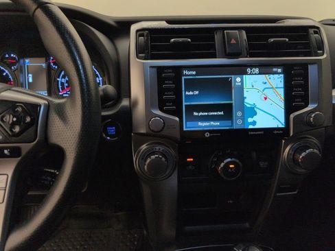 Used 2022 Toyota 4Runner SR5 Premium AWD/4WD image 17