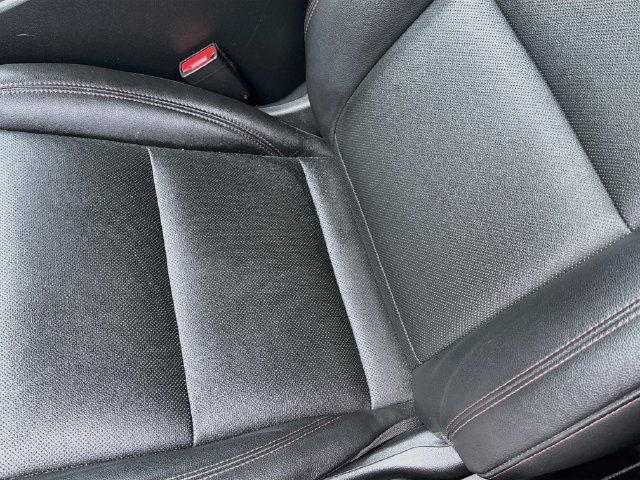 Used 2024 Chevrolet Trax RS w/ Sunroof Package FWD image 25