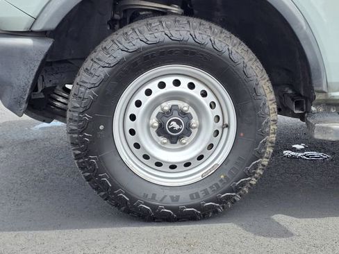 Used 2022 Ford Bronco 4-Door AWD/4WD image 29