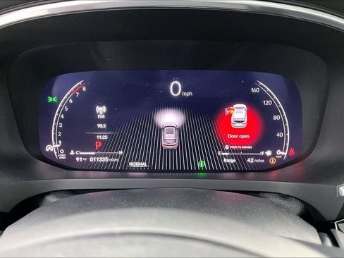 Certified 2025 Acura MDX FWD image 28