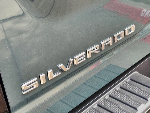 New 2026 Chevrolet Silverado 2500 ZR2 image 9