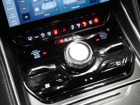 Used 2024 Jeep Grand Wagoneer L Series II w/ Quick Order Packagew 28T image 28