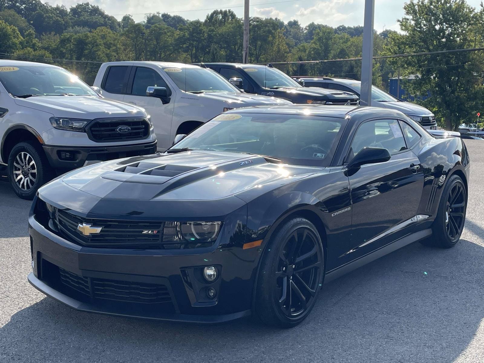 Used 2015 Chevrolet Camaro ZL1 RWD image 7