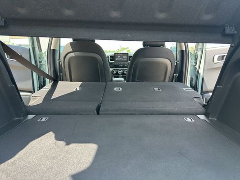 Used 2025 Hyundai Venue SEL FWD image 33