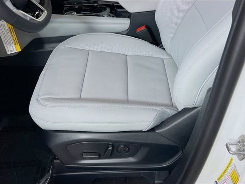 New 2026 Ford Explorer Platinum image 24