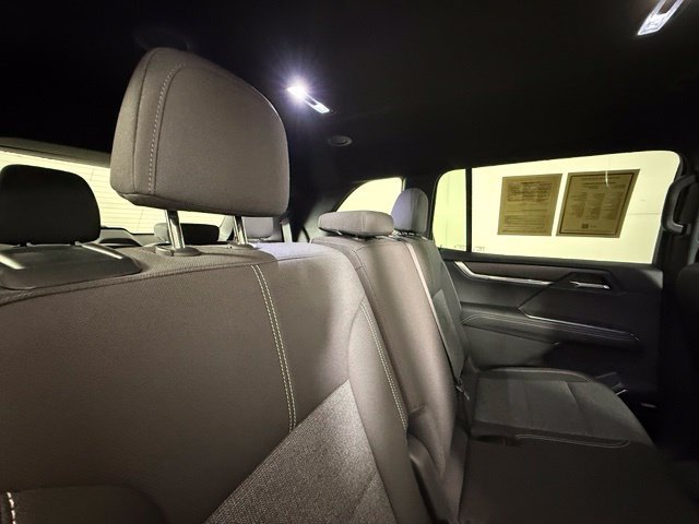 Used 2025 GMC Acadia Elevation FWD image 28