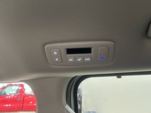 New 2026 Kia Carnival EX image 27