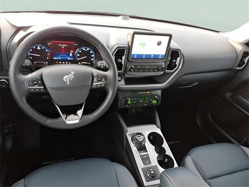 Used 2024 Ford Bronco Sport Outer Banks image 5