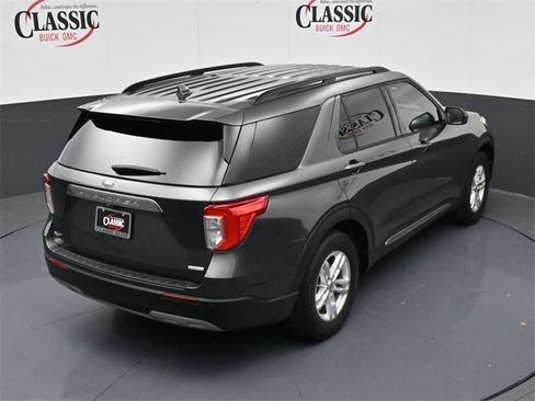 Used 2020 Ford Explorer XLT w/ Equipment Group 202A image 22
