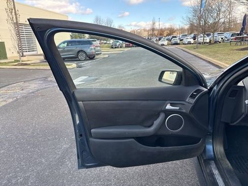 Used 2009 Pontiac G8 image 9