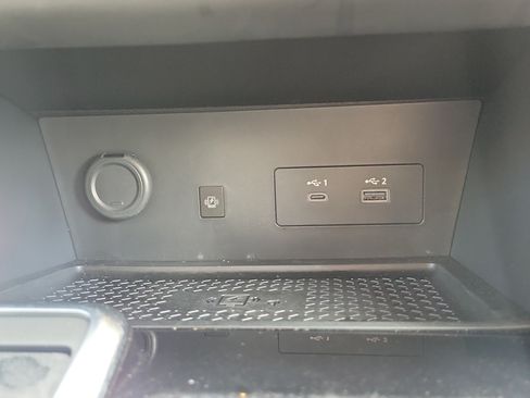 Certified 2025 Nissan Pathfinder SL FWD image 28