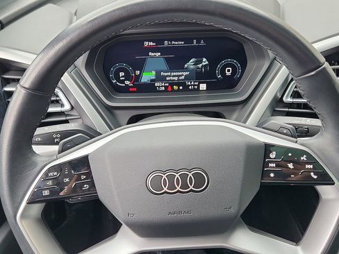 Used 2024 Audi Q4 e-tron Premium Plus image 20