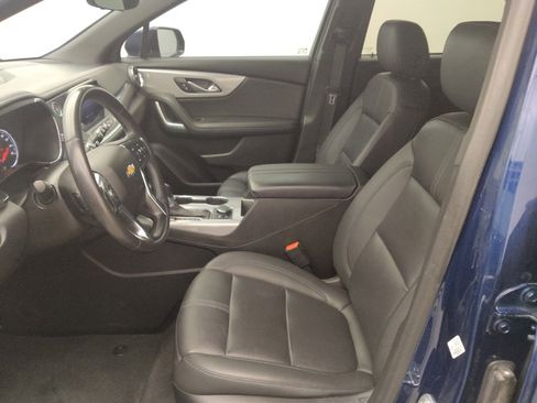 Used 2022 Chevrolet Blazer LT w/ Sound & Technology Package FWD image 17