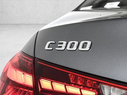 Used 2025 Mercedes-Benz C 300 4MATIC Sedan image 5
