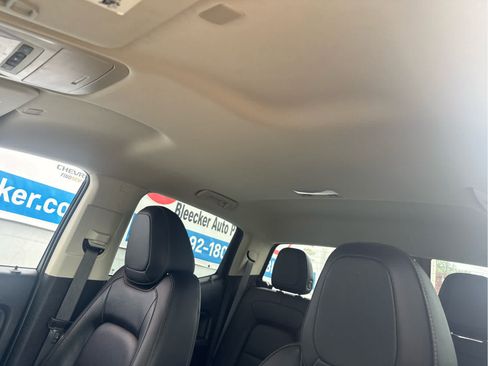 Used 2022 GMC Canyon Elevation w/ Elevation Premium Package AWD/4WD image 33