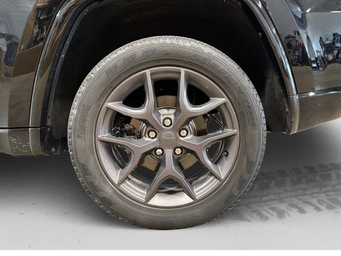 Used 2021 Jeep Grand Cherokee Limited AWD/4WD image 52
