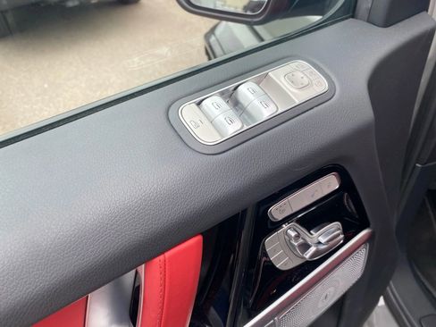 Used 2023 Mercedes-Benz G 550 image 38