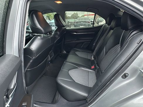 Used 2021 Toyota Camry SE w/ Carpet Mat Package (TMS) image 16