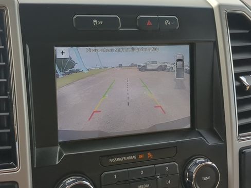 Used 2018 Ford F150 Lariat AWD/4WD image 18