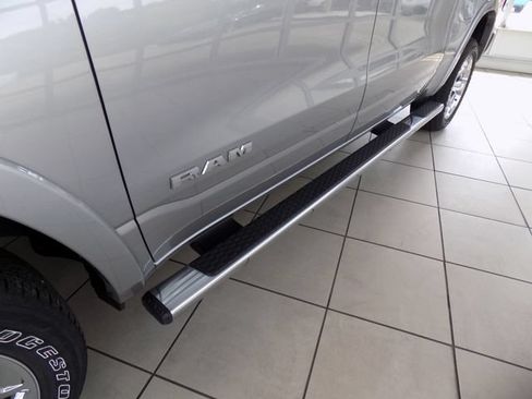 Certified 2025 RAM 1500 Big Horn AWD/4WD image 33