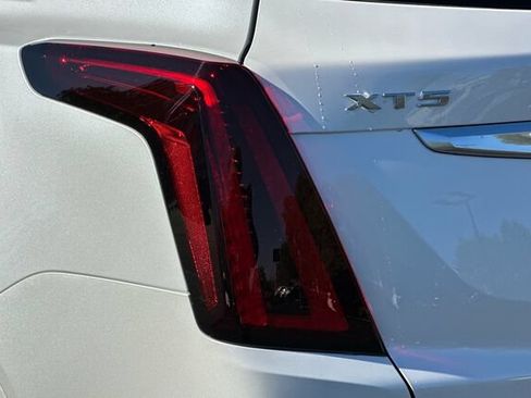 New 2026 Cadillac XT5 Luxury w/ LPO, Floor Liner Package AWD/4WD image 26