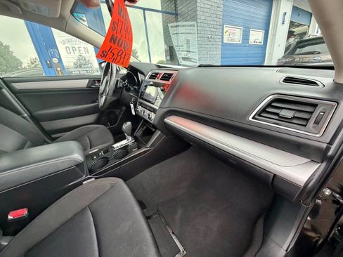 Used 2016 Subaru Legacy 2.5i Premium AWD/4WD image 27