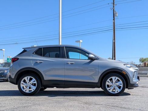 Used 2025 Buick Encore GX Preferred image 4
