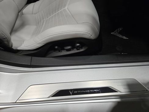 Used 2020 Chevrolet Corvette Stingray Premium Conv w/ 3LT Preferred Equipment Group image 33