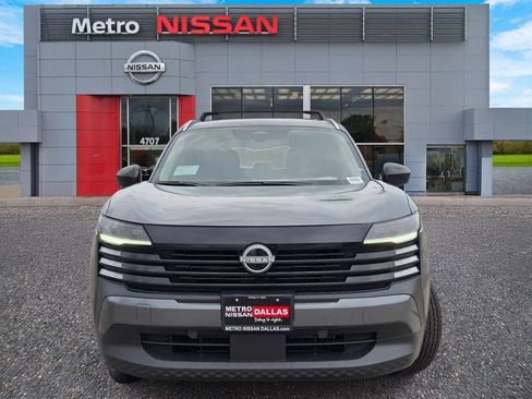New 2026 Nissan Kicks SV w/ Cold Weather Package FWD image 2