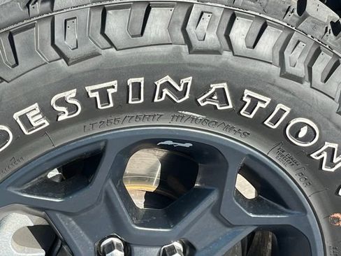 Used 2023 Jeep Wrangler Unlimited w/ Cold Weather Group AWD/4WD image 9