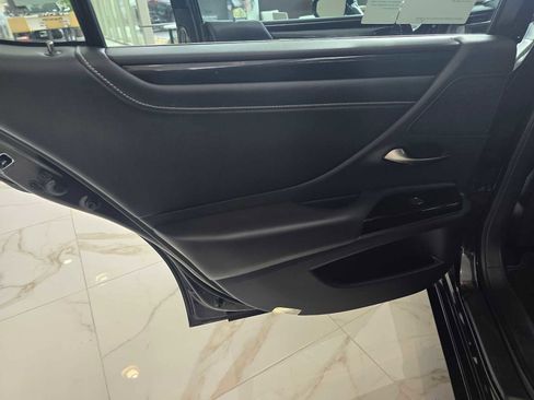 New 2025 Lexus ES 350 image 19