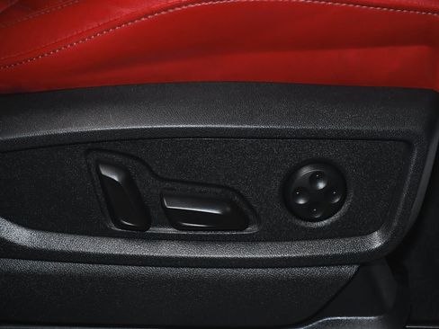 Used 2022 Audi SQ5 Premium Plus w/ Premium Plus Package image 62