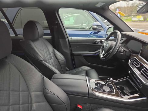Used 2023 BMW X5 xDrive40i image 11