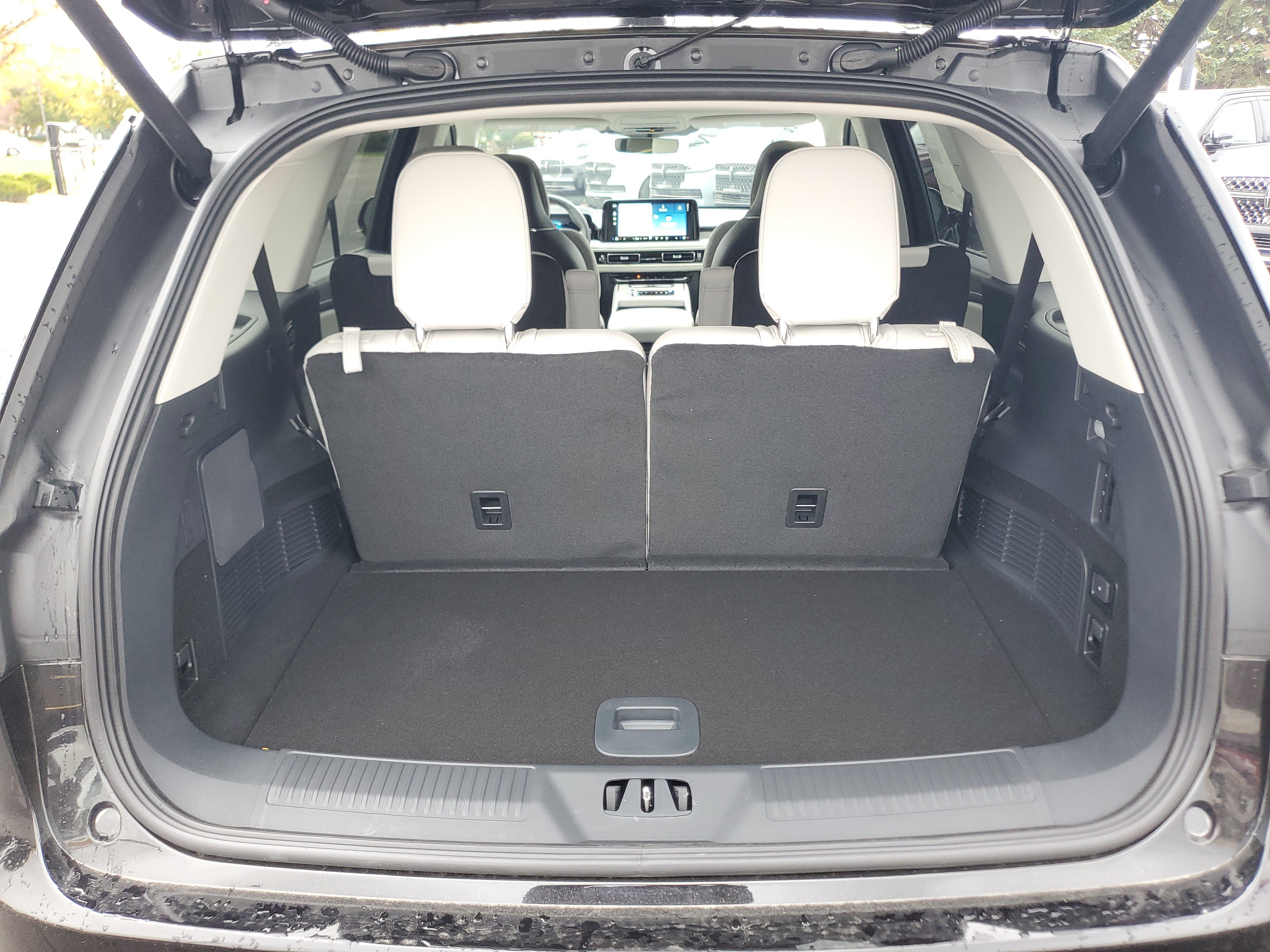 New 2026 Lincoln Aviator Reserve AWD/4WD image 29