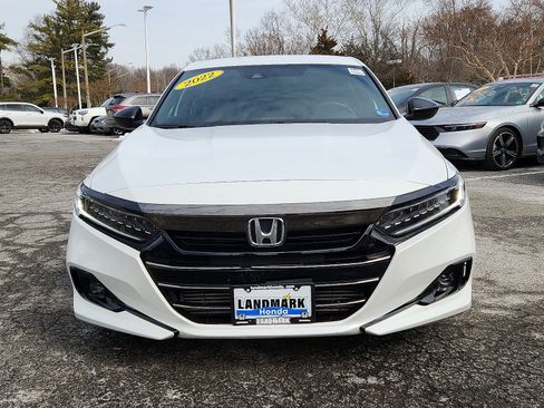Used 2022 Honda Accord Sport image 2