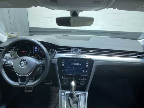 Used 2019 Volkswagen Arteon SE image 10