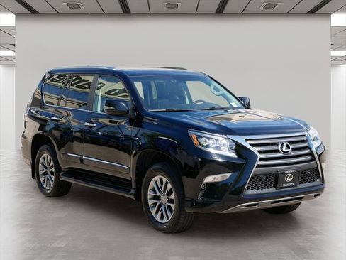 Used 2018 Lexus GX 460 Luxury w/ Preferred Accessory Package AWD/4WD image 1