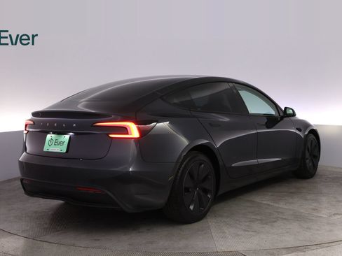 Used 2024 Tesla Model 3 Standard Range RWD image 3