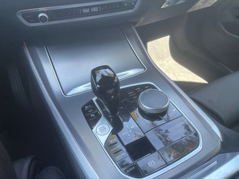 Used 2022 BMW X5 xDrive40i w/ Premium Package image 27