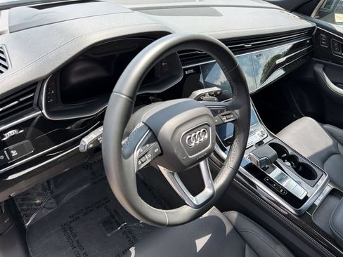 Used 2025 Audi Q8 Prestige AWD/4WD image 28