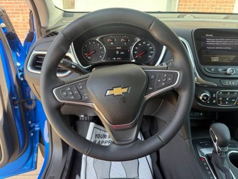 Used 2024 Chevrolet Equinox LT AWD/4WD image 24