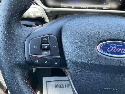 Used 2025 Ford Escape ST-Line AWD/4WD image 27