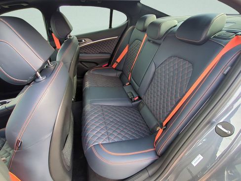 Used 2026 Genesis G70 3.3T Prestige RWD image 9