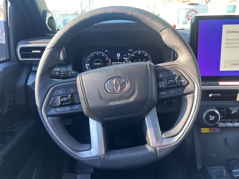 New 2026 Toyota 4Runner Platinum image 13